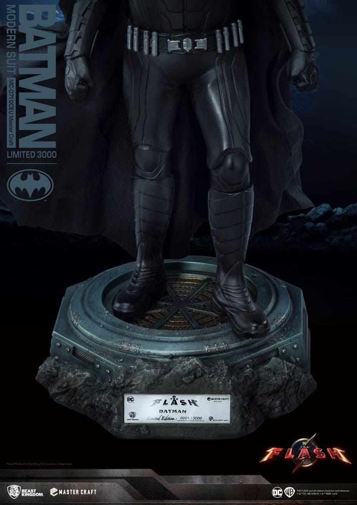 Beast Kingdom Toys Batman Modern Suit Master Craft 42 cm Statue