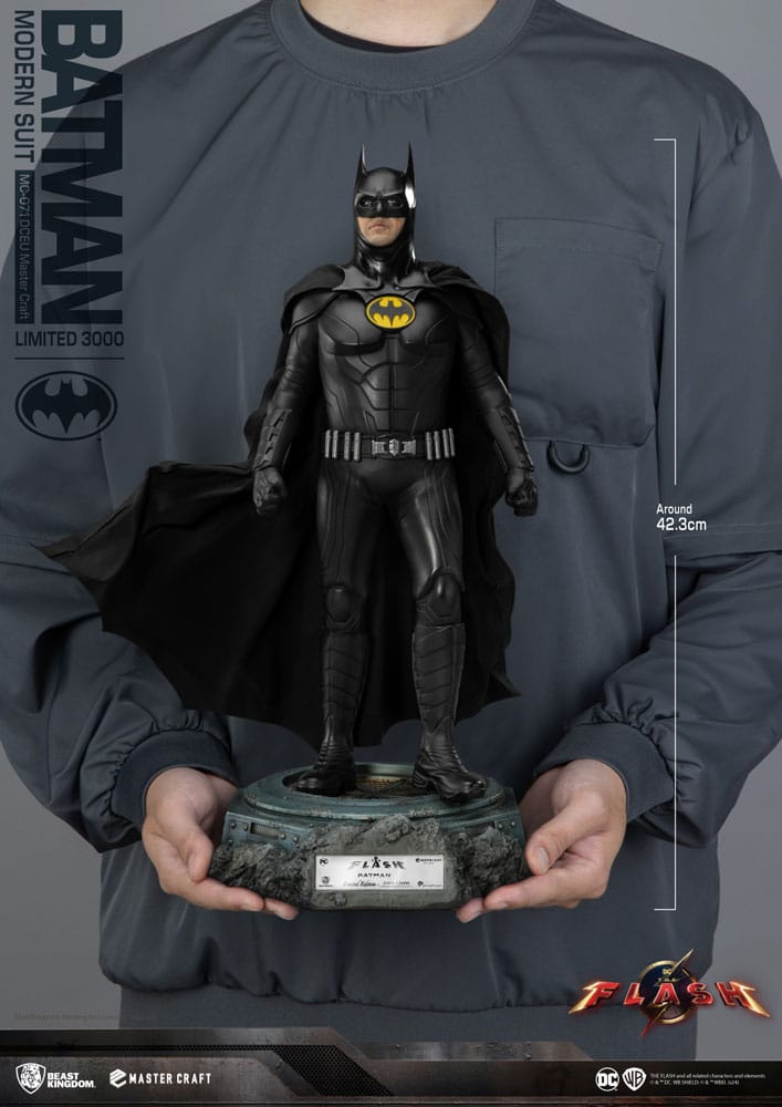 Beast Kingdom Toys Batman Modern Suit Master Craft 42 cm Statue