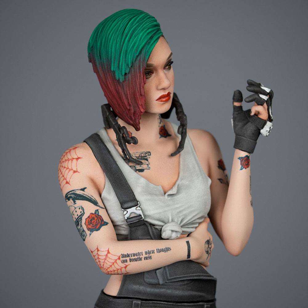 Dark Horse Cyberpunk 2077 Judy Alvarez Statue