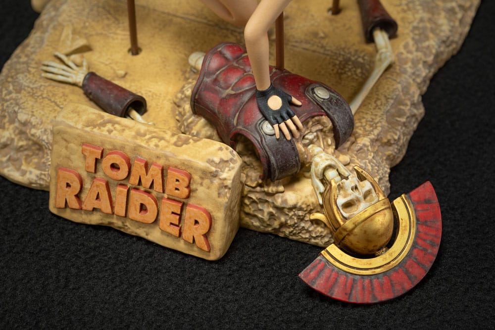 Dark Horse Tomb Raider Lara Croft Classic Era Statue