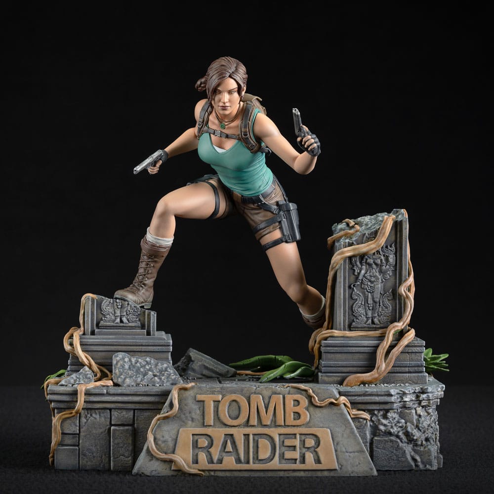 Dark Horse Tomb Raider Lara Croft Statue
