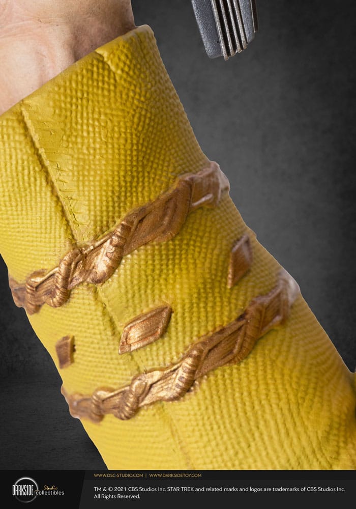 Darkside Collectibles Studio Star Trek Captain James T Kirk 1/3 Museum Statue