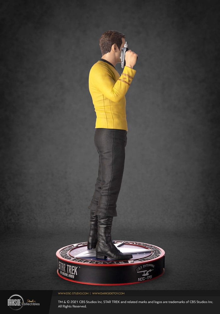 Darkside Collectibles Studio Star Trek Captain James T Kirk 1/3 Museum Statue