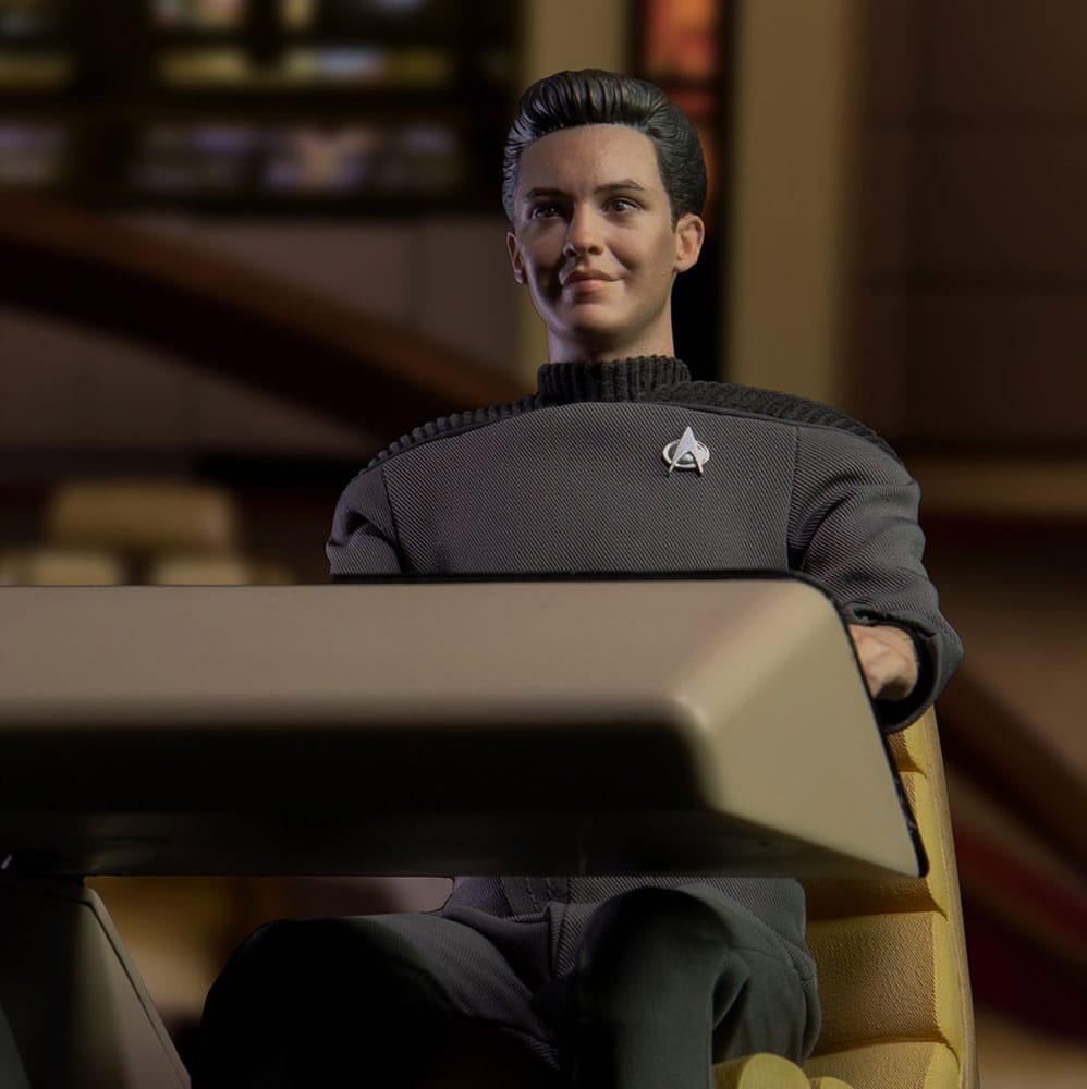 EXO-6 Raumschiff Enterprise Das nächste Jahrhundert Wesley Crusher 1/6 Actionfigur