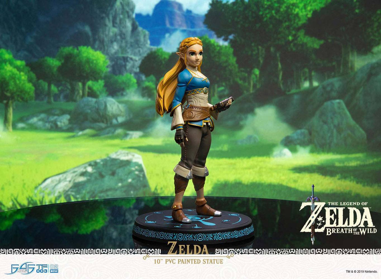 First 4 Figures The Legend Of Zelda Breath Of The Wild Zelda Zelda Statue