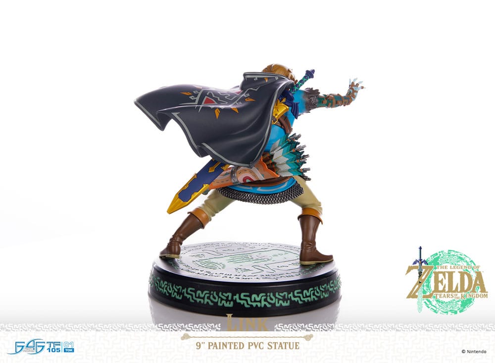 First 4 Figures The Legend of Zelda Tears of the Kingdom Link Statue