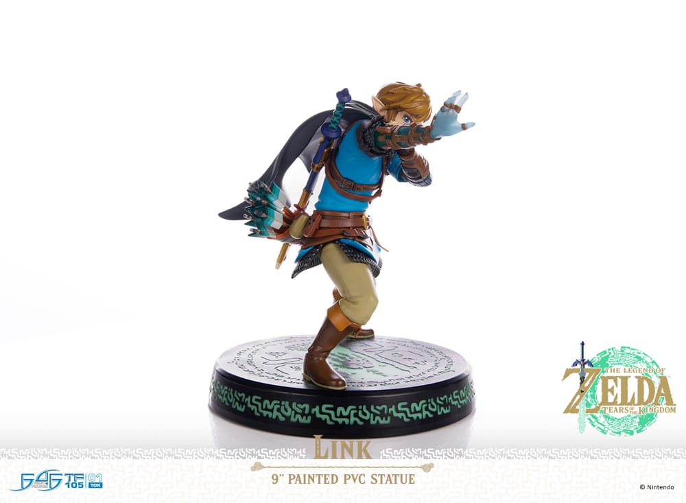 First 4 Figures The Legend of Zelda Tears of the Kingdom Link Statue