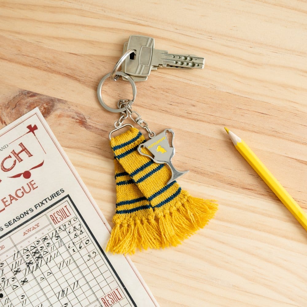 Grupo Erik Harry Potter Hufflepuff Schal Schlüsselanhänger