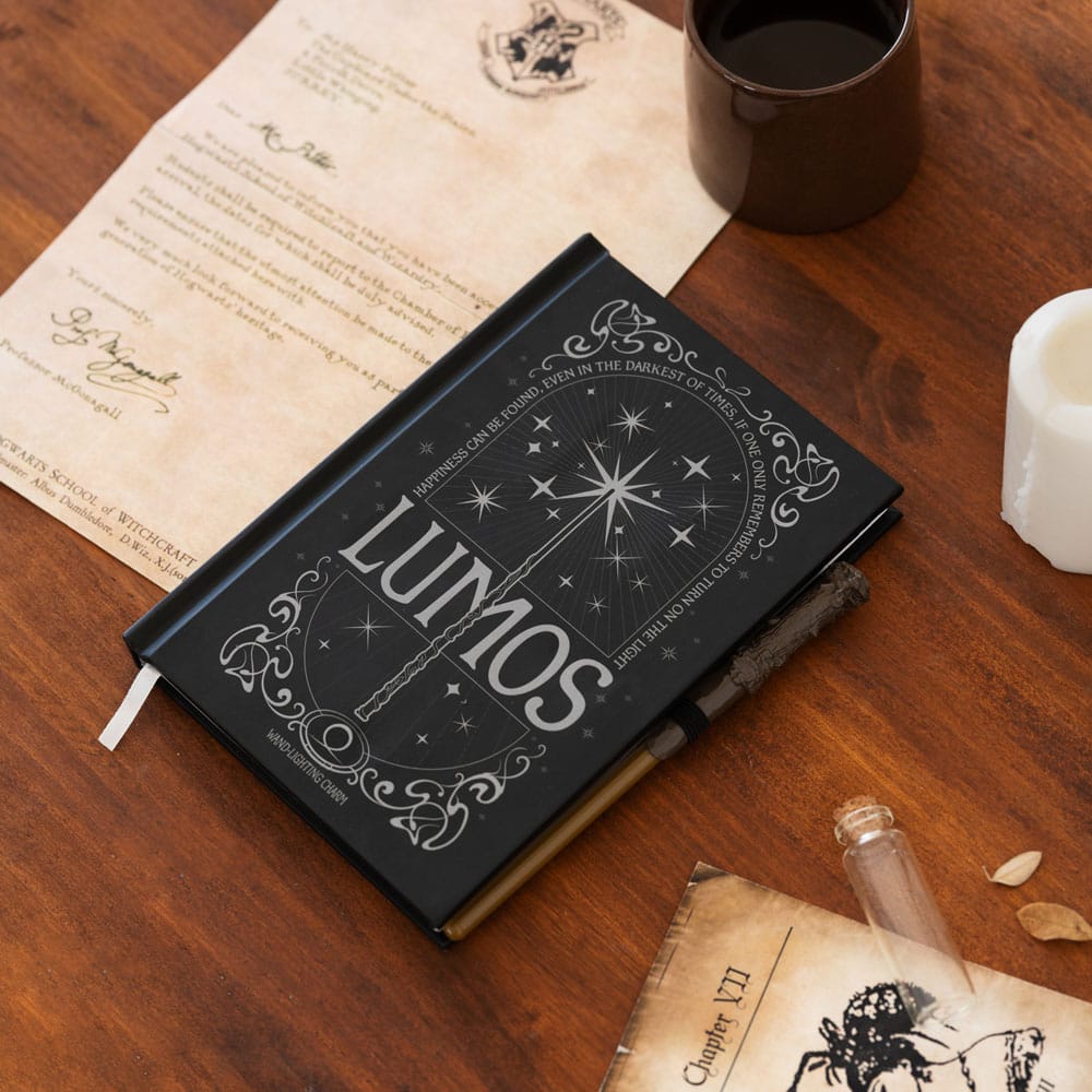 Grupo Erik Harry Potter Premium Notizbuch mit Licht A5 Lumos Maxima