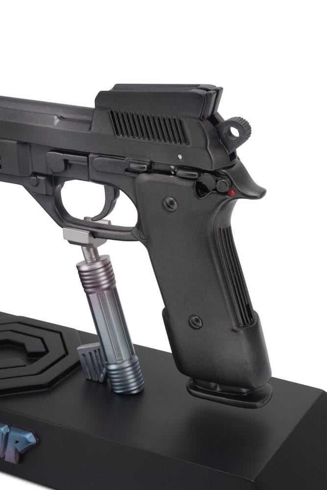 Hollywood Collectibles Group RoboCop Auto 9 1/1 Replik