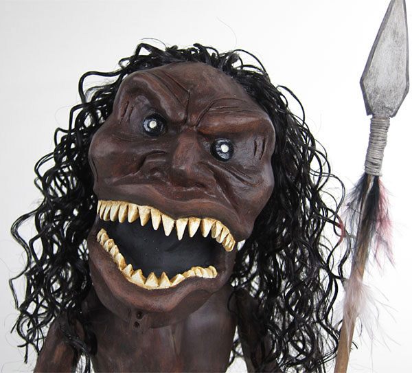 Hollywood Collectibles Group Trilogy of Terror Zuni Warrior 38 cm Statue
