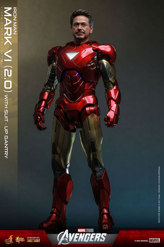 Hot Toys Marvel’s The Avengers Iron Man Mark VI (2.0) mit Suit-Up Gantry Diecast 1/6 Actionfigur