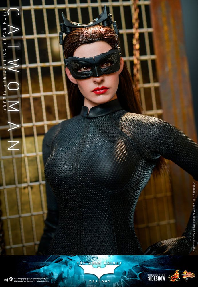Hot Toys The Dark Knight Trilogy Catwoman 1/6 Movie Masterpiece Actionfigur 29 cm