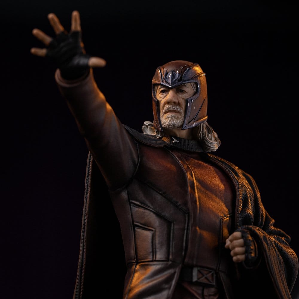 Iron Studios Avengers Doomsday Magneto Art Scale 1/10 Statue