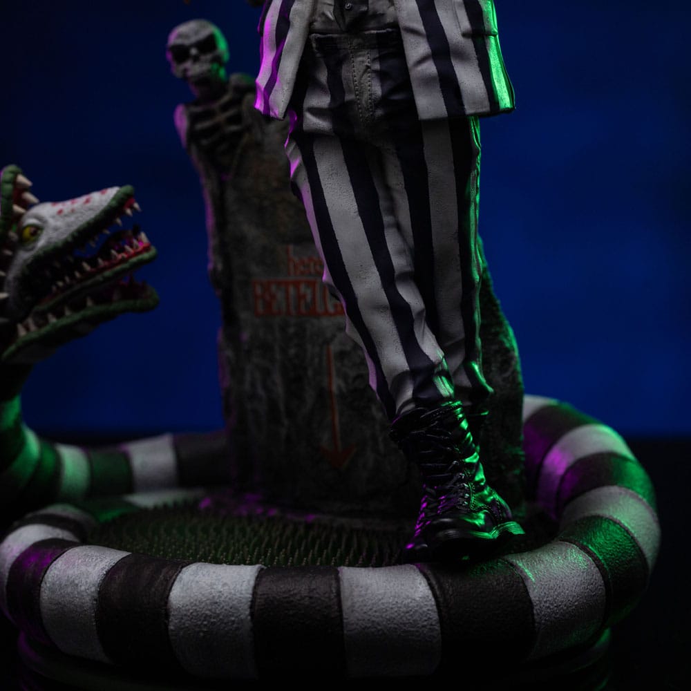 Iron Studios Beetlejuice 1/10 Art Scale Statue