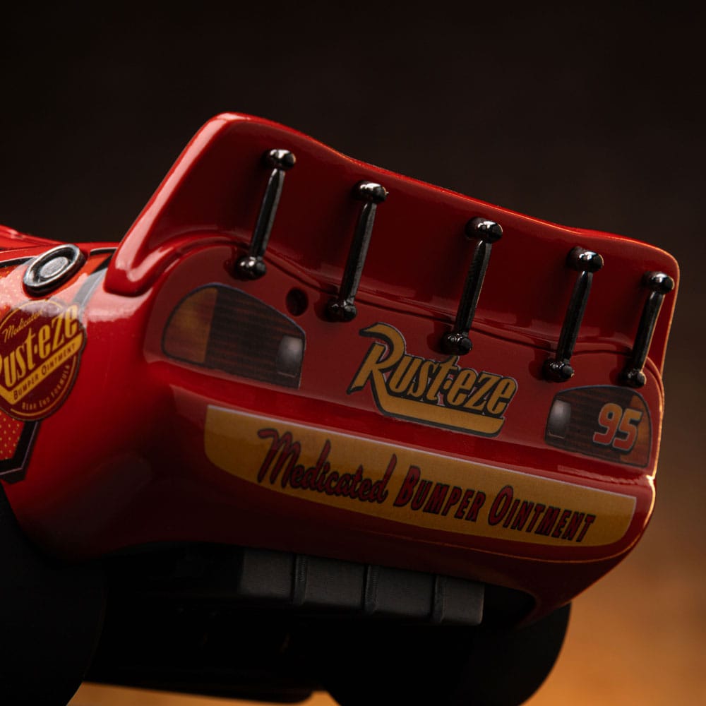 Iron Studios Cars Art Scale Lightning Mcqueen 1/10 Statue