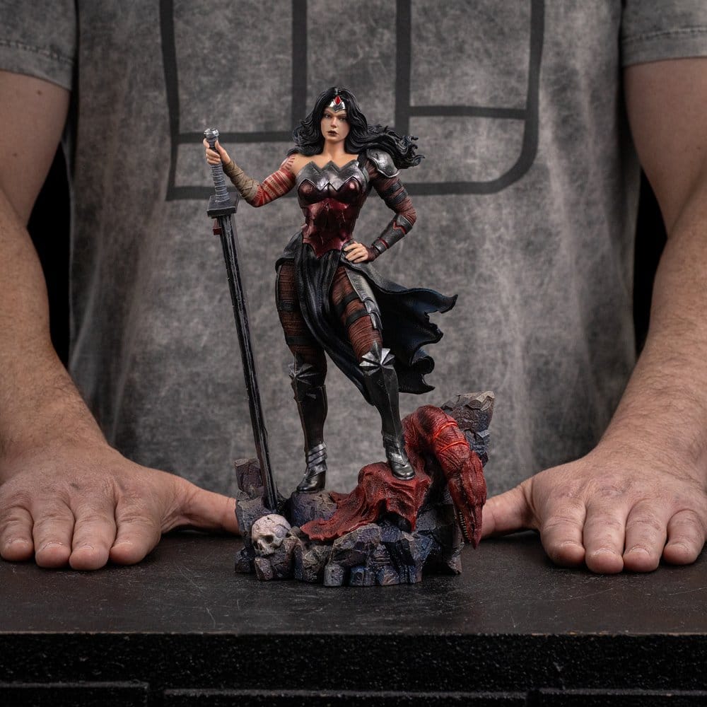 Iron Studios DC Comics Absolute Wonder Woman 1/10 Art Scale Statue