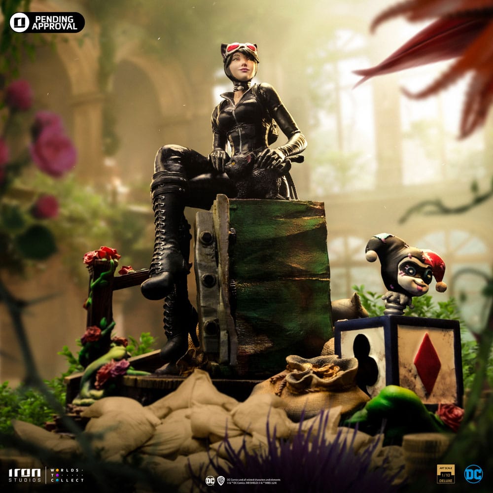 Iron Studios DC Comics Catwoman (Gotham City Sirens) Deluxe 1/10 Statue