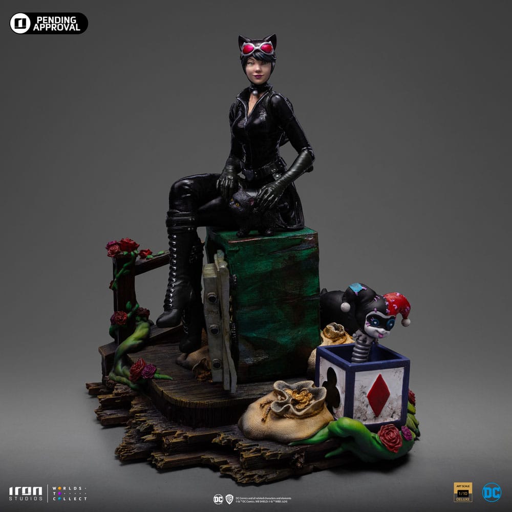 Iron Studios DC Comics Catwoman (Gotham City Sirens) Deluxe 1/10 Statue