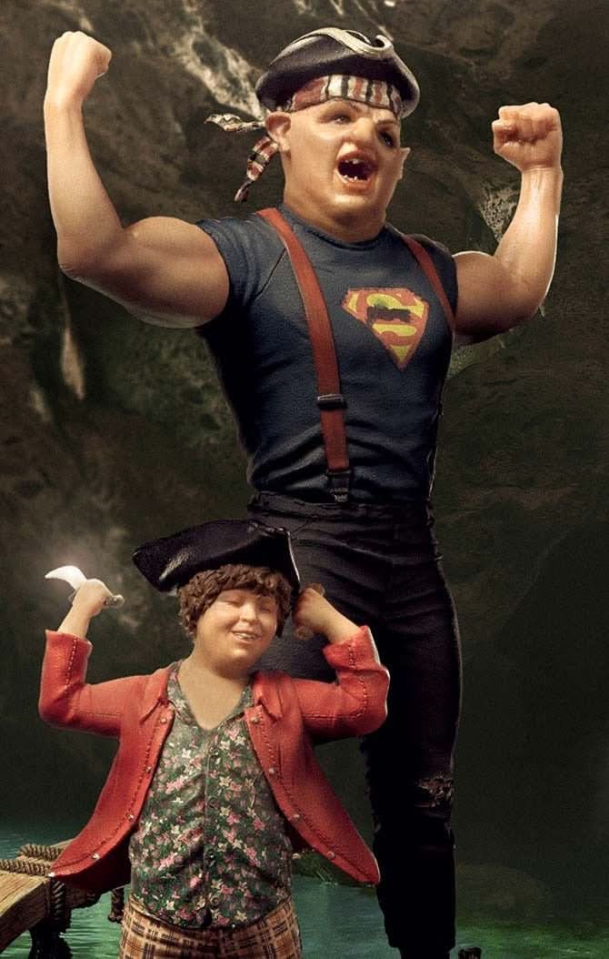 Iron Studios Die Goonies Sloth and Chunk Deluxe 1/10 Statue