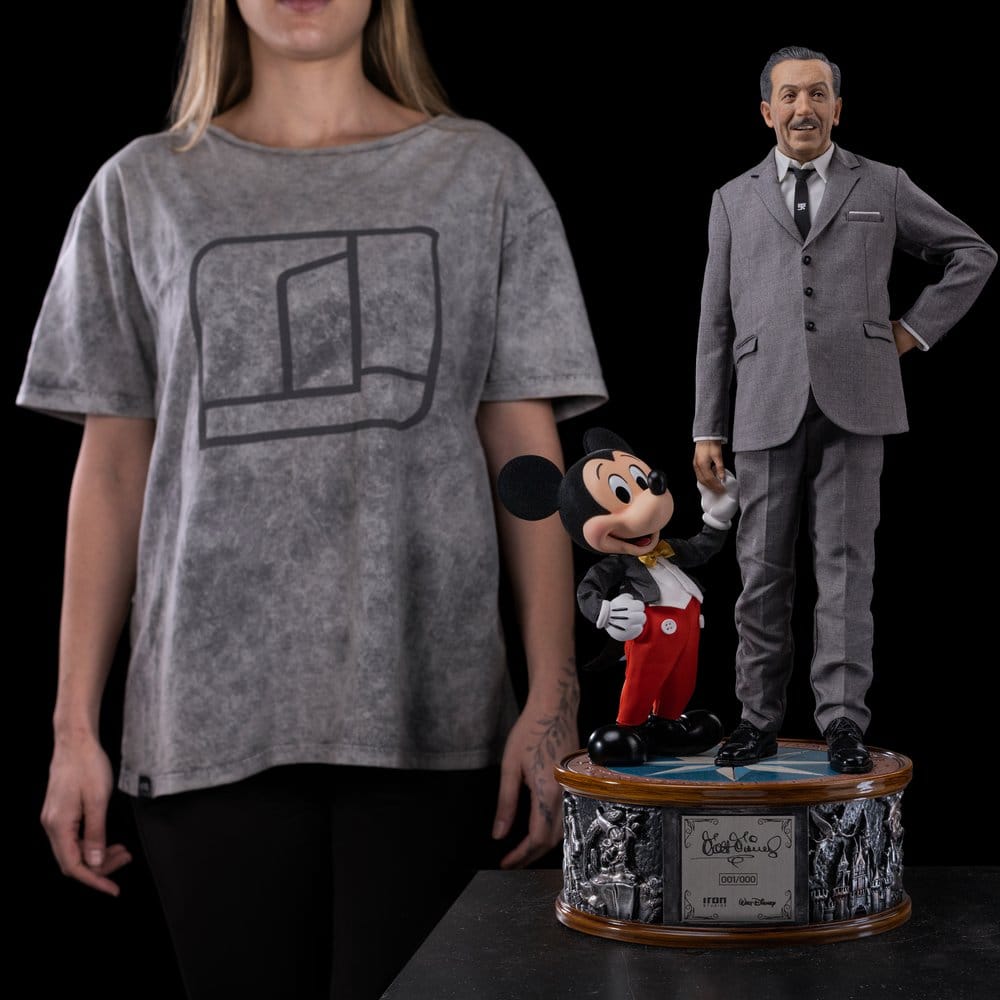 Iron Studios Disney Classics Walt Disney & Mickey Mouse Legacy 1/4 Replica Statue