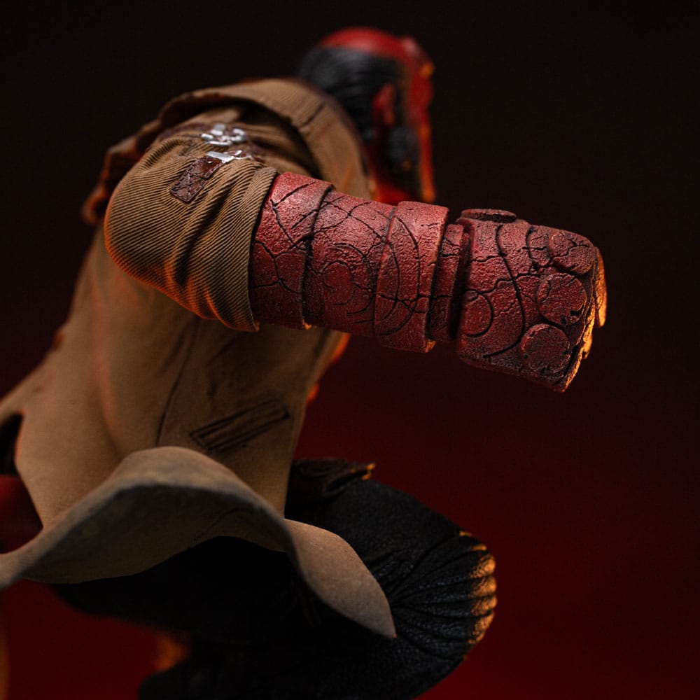 Iron Studios Hellboy 2 Hellboy 1/10 BDS Art Scale Statue