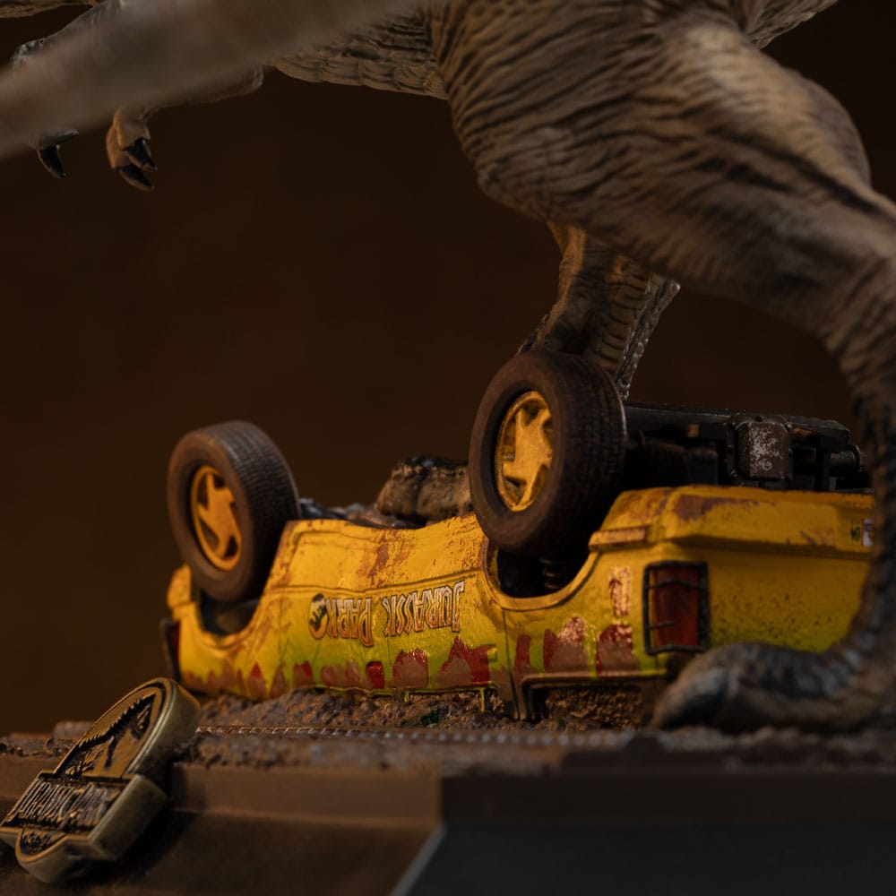 Iron Studios Jurassic Park T-Rex Attack Icons Statue