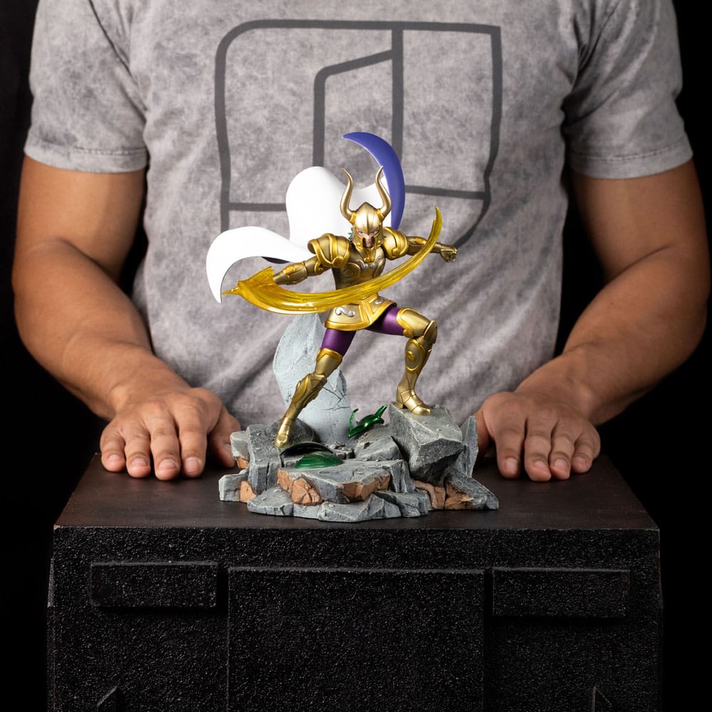 Iron Studios Saint Seiya Art Scale Capricorn Shura 1/10 Statue