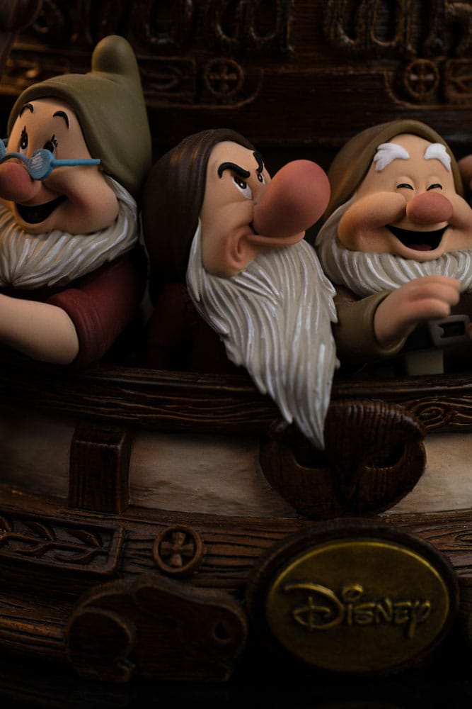 Iron Studios Schneewittchen und die sieben Zwerge Art Scale Snow White and Dopey Deluxe Edition 1/10 Statue