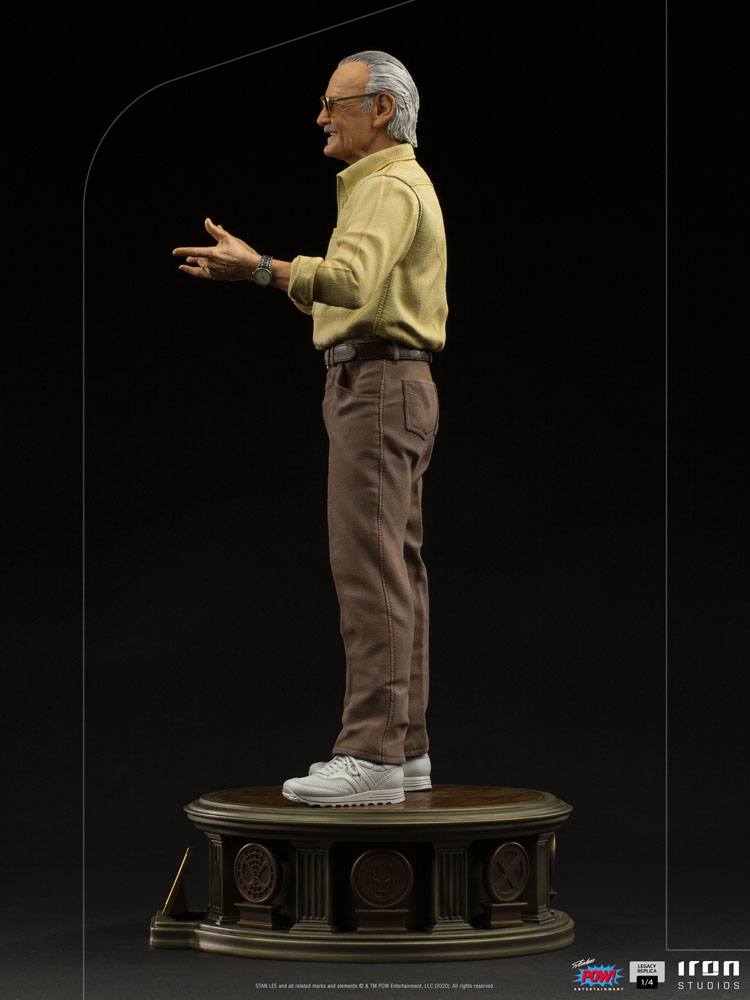 Iron Studios Stan Lee Legacy Replica 1/4 Statue