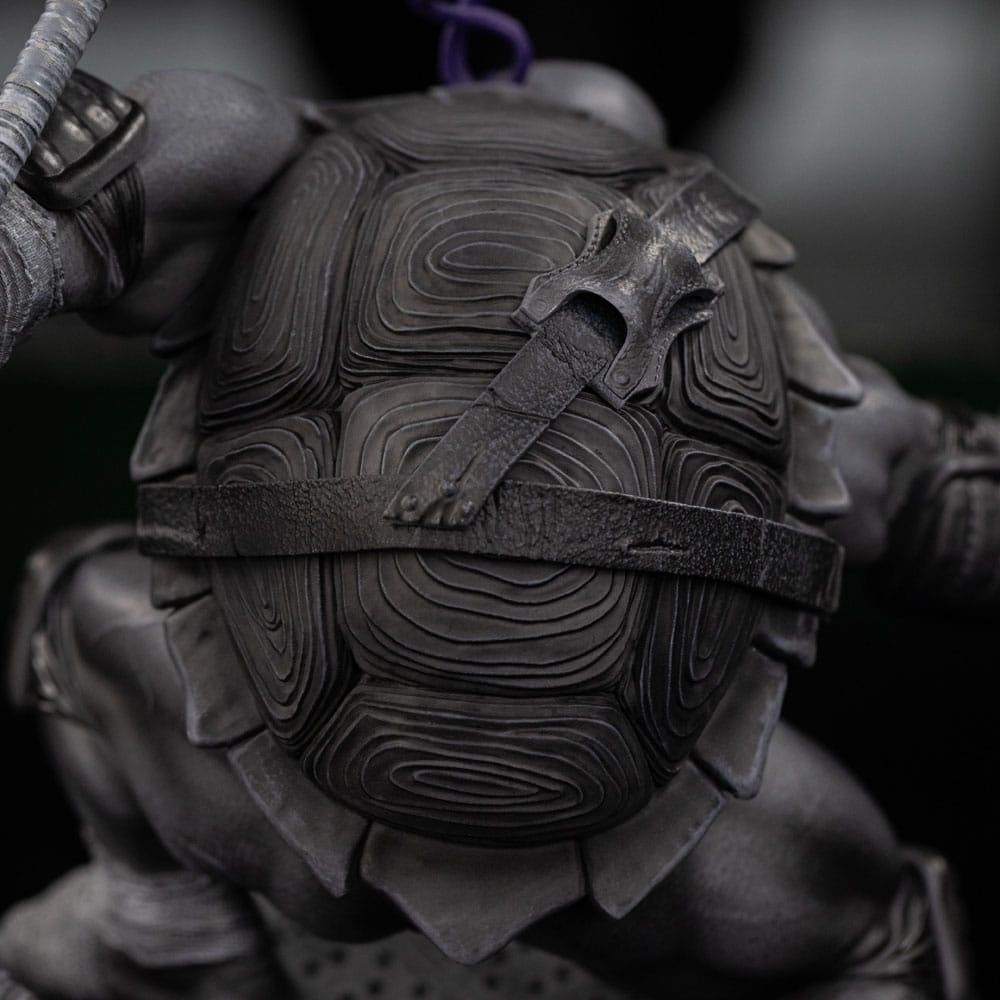 Iron Studios Teenage Mutant Ninja Turtles Donatello Black and White Exclusive 1/10 Statue