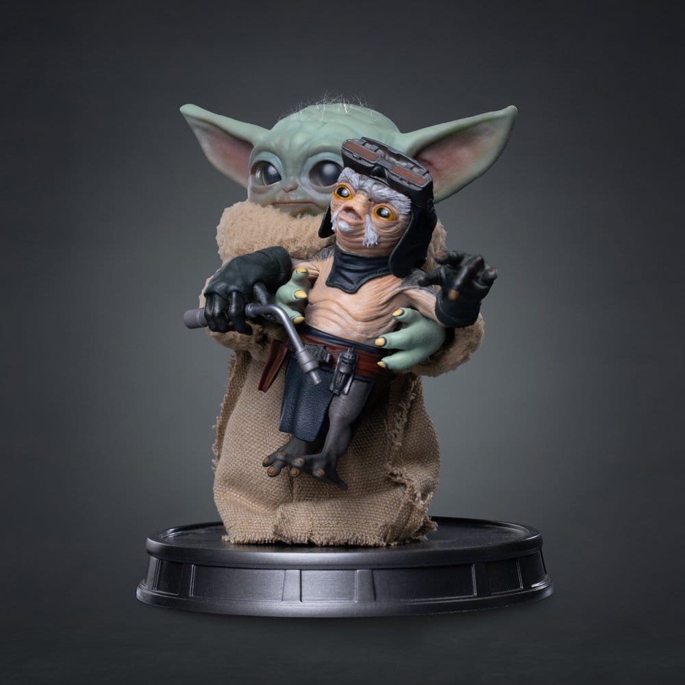 Iron Studios The Mandalorian Grogu Collection Grogu No Squeezy Statue