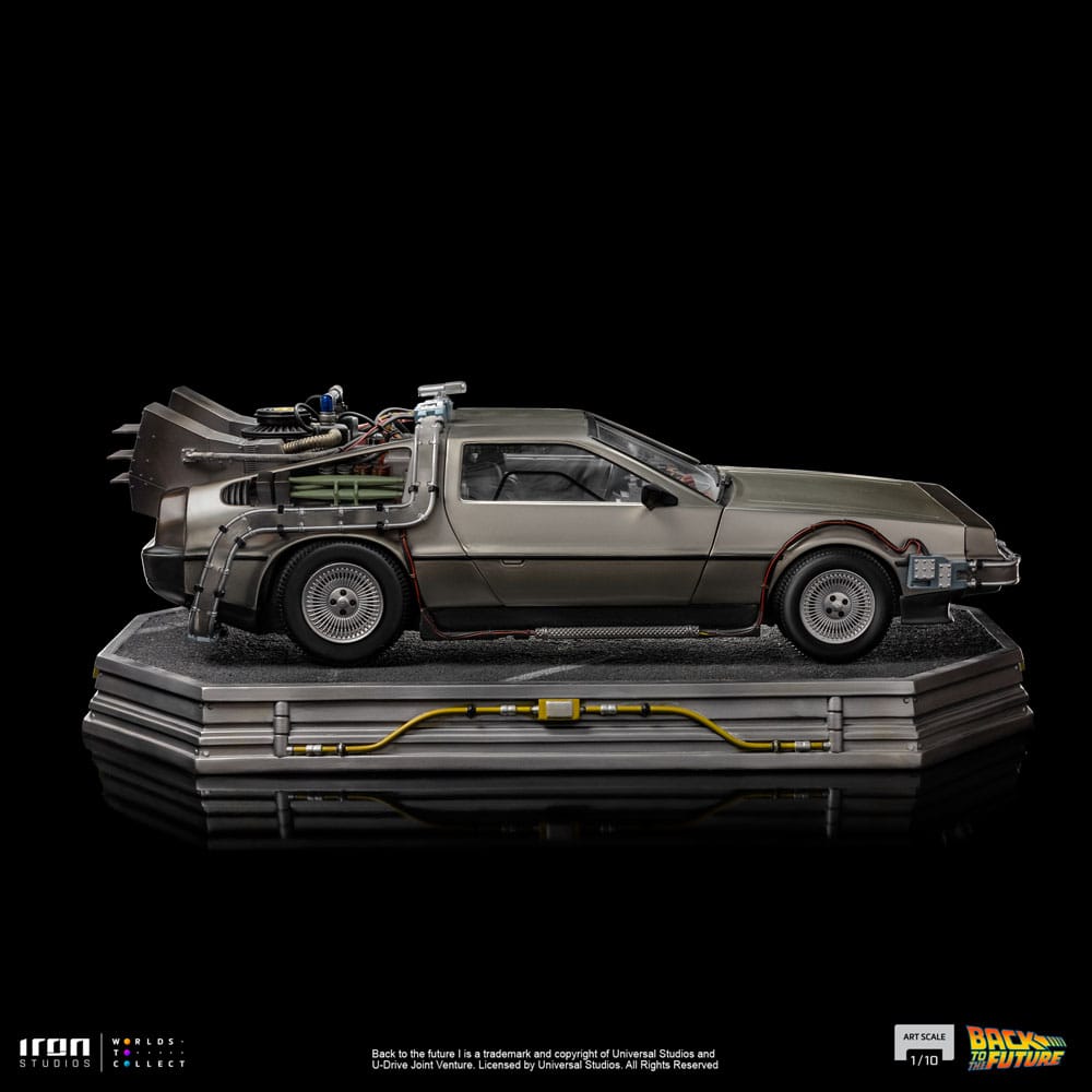 Iron Studios Zurück in die Zukunft DeLorean Art Scale 1/10 Statue