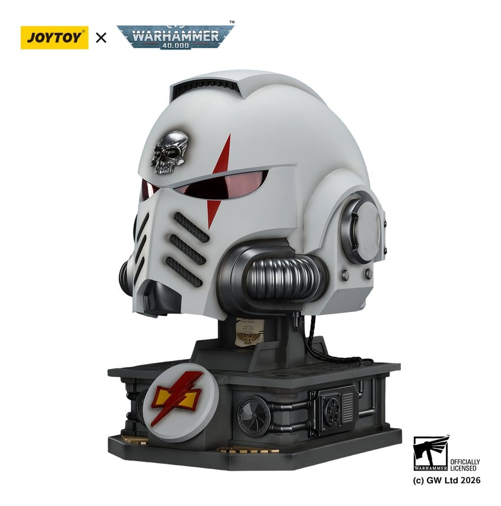 Joy Toy (CN) Warhammer 40,000 Helm mit Display-Ständer White Scars MkX