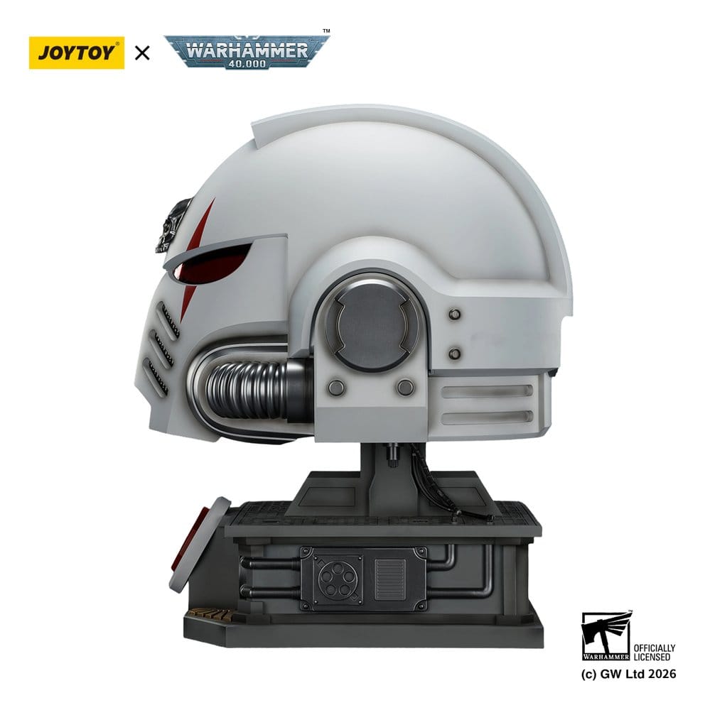 Joy Toy (CN) Warhammer 40,000 Helm mit Display-Ständer White Scars MkX