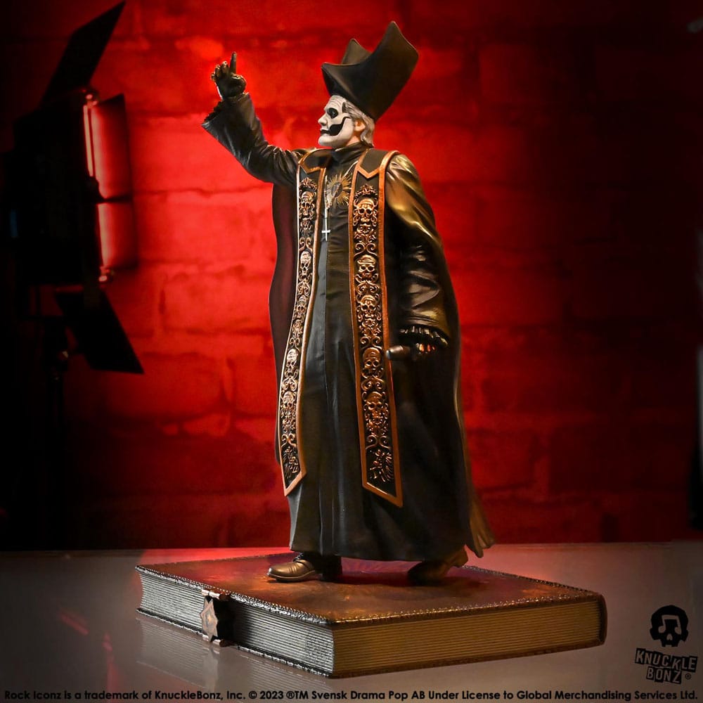 Knucklebonz Ghost Papa Emeritus IV (Black Robes) Rock Iconz 1/9 Statue