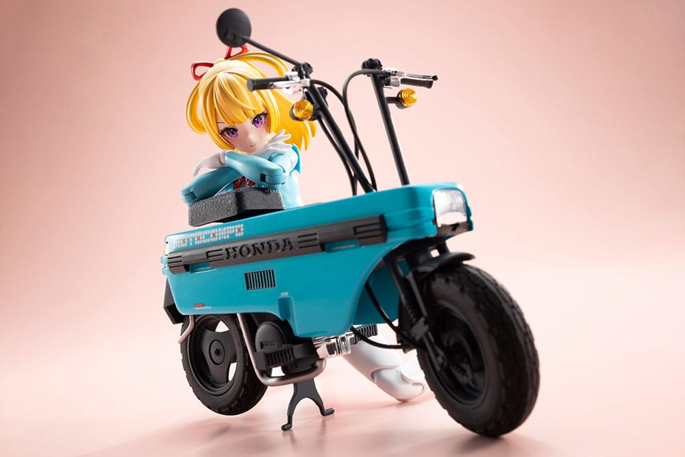 Kotobukiya Megami Device Buster Doll Series Knight Alice with Honda AB12 Motocompo 1/1 Plastic Model Kit