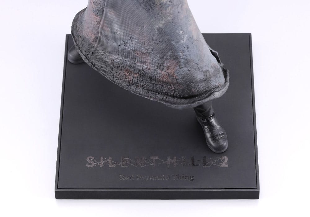 Kotobukiya Silent Hill 2 Red Pyramid Thing Oshi Works 1/7 Statue