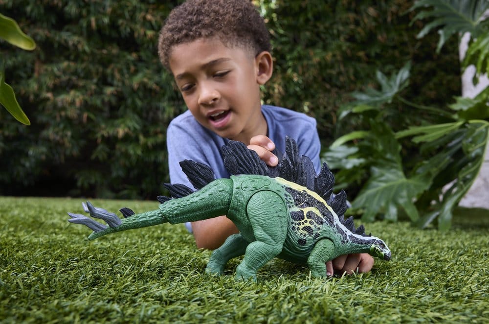 Mattel Jurassic World Survival Stegosaurus Gigantic Thrashers Actionfigur