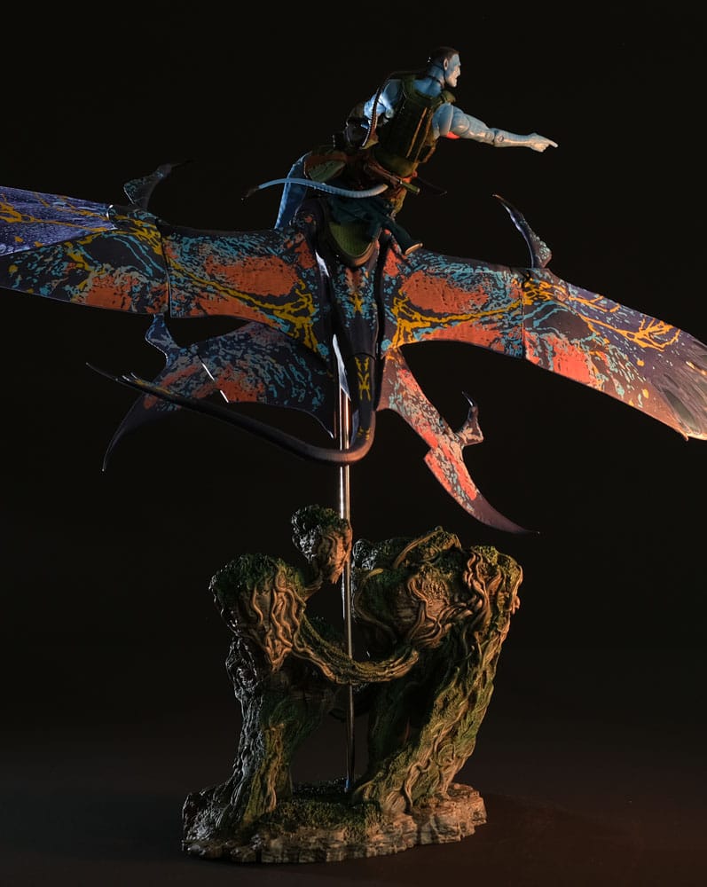 McFarlane Toys Avatar The Way of Water Recom Quaritch & RDA Banshee (Gold Label) Actionfigur