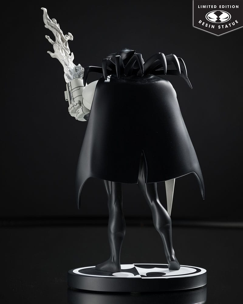 McFarlane Toys Batman Black & White Azrael by Joe Quesada DC Direct 1/10 Statue