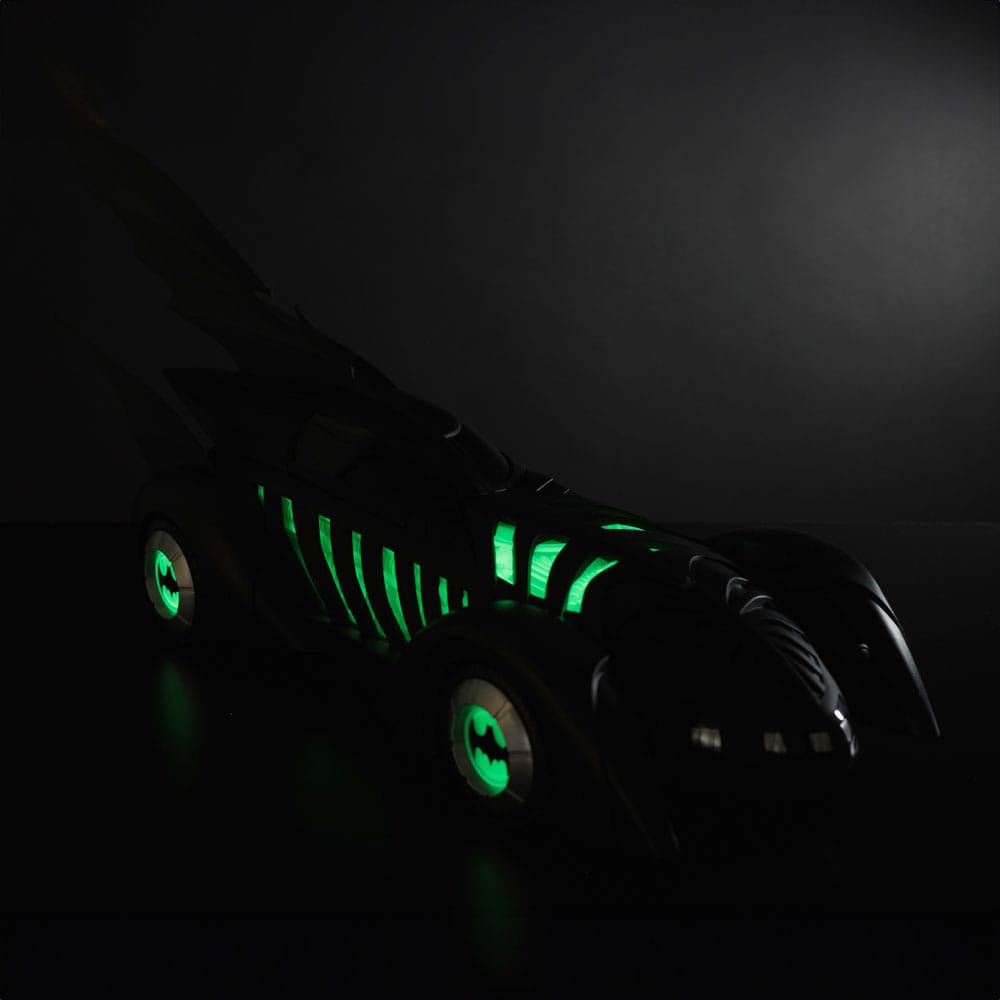 McFarlane Toys Batman Forever Batmobile Glow in the Dark Edition DC Fahrzeug