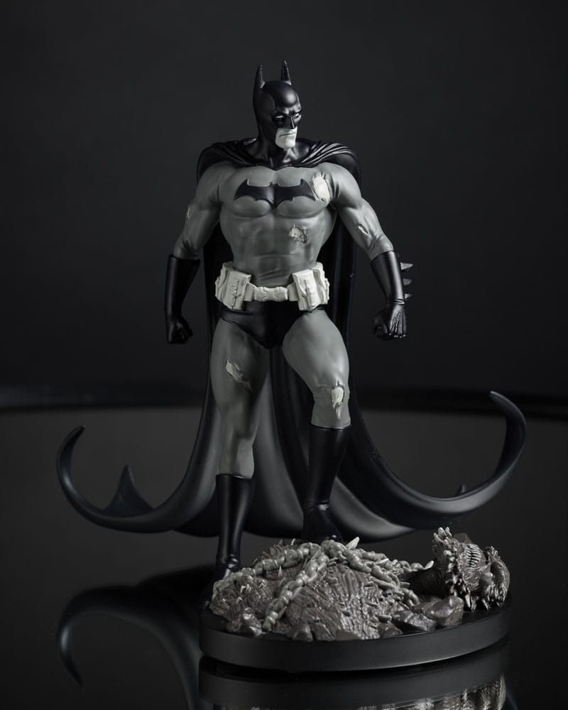 McFarlane Toys DC Direct Batman Bjorn Barends Black White 1/10 Statue