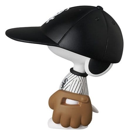 Medicom MLB X Peanuts Snoopy Chicago White Sox UDF Figur