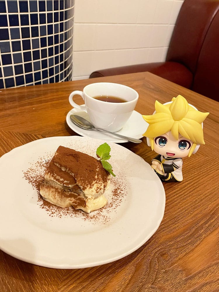 Megahouse Character Vocal Series Kagamine Rin/Len Look Up Statue