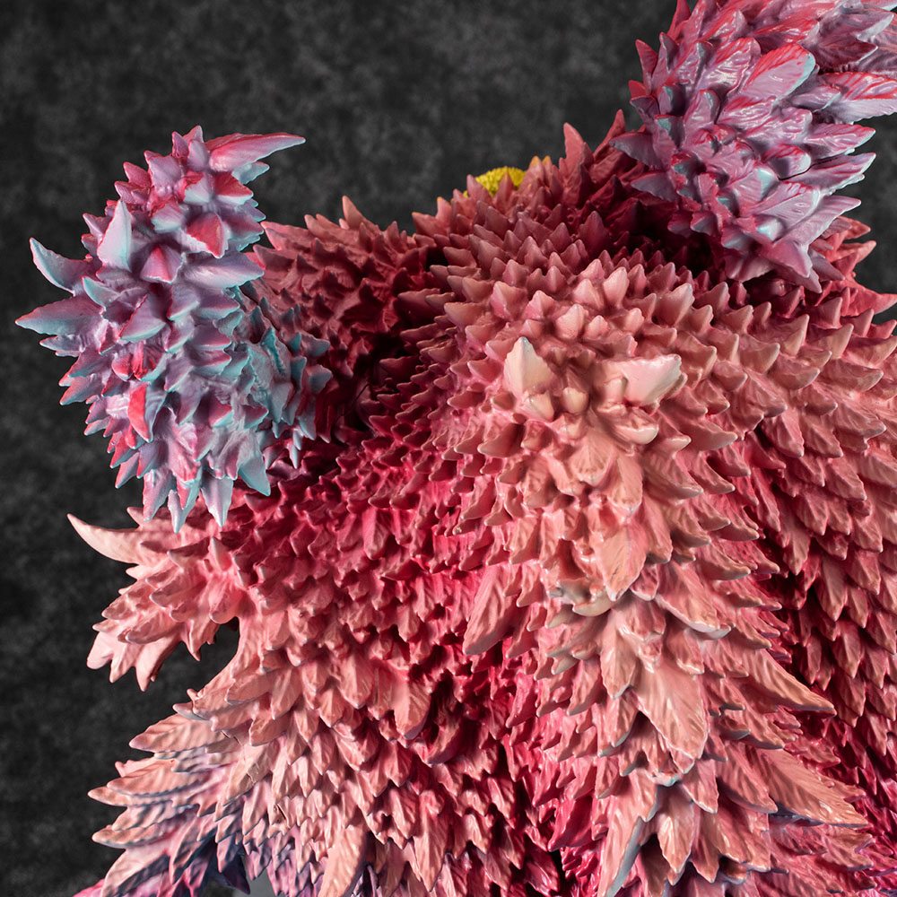 Megahouse One Piece Heavenly Demon Donquixote Doflamingo P.O.P SA-Maximum Statue