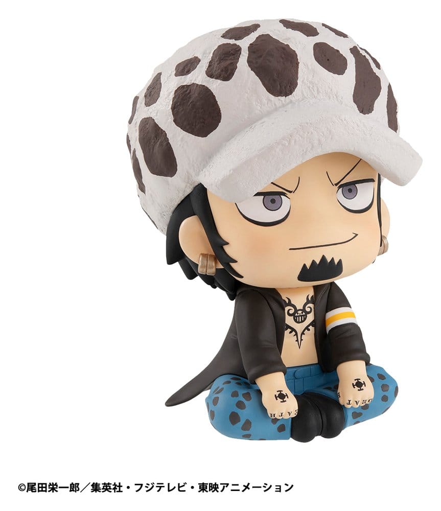 Megahouse One Piece Look Up Trafalgar Law Statue