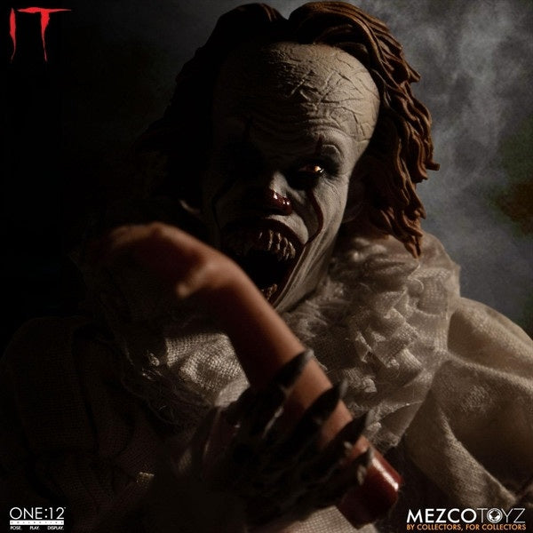 Mezco Toys ES / IT - Stephen Kings Pennywise (2017) The One:12 Actionfigur