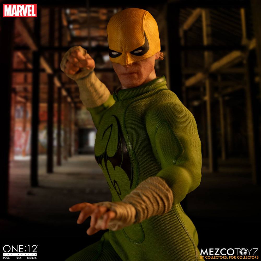 Mezco Toys Marvel Comics Iron Fist One:12 Collective 1/12 Actionfigur