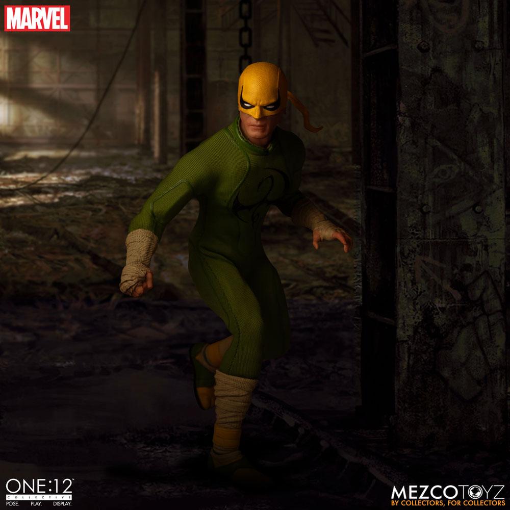 Mezco Toys Marvel Comics Iron Fist One:12 Collective 1/12 Actionfigur